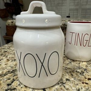 Rae Dunn XOXO canister